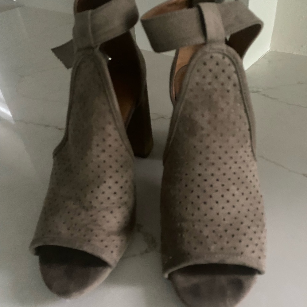 Tan suede. Used like new